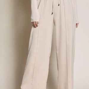 Etiquette Boutique Leighton Satin Pants. Never worn. Brand New. Missing Tag
